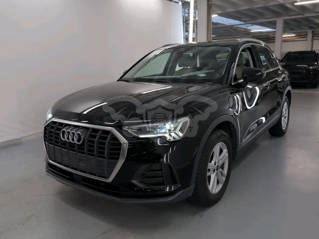 Audi Q3 45 TFSIe Attraction 2021