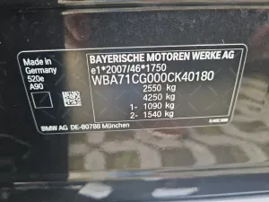 BMW 5 Series Touring 520e 2021