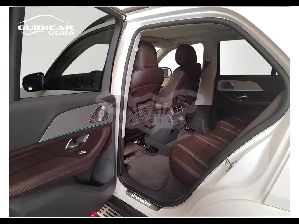 Mercedes-Benz GLE 300d Premium 2020
