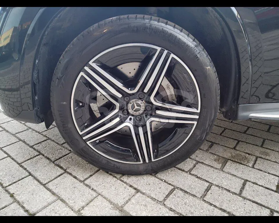 Mercedes-Benz GLC 300de AMG Line 2024