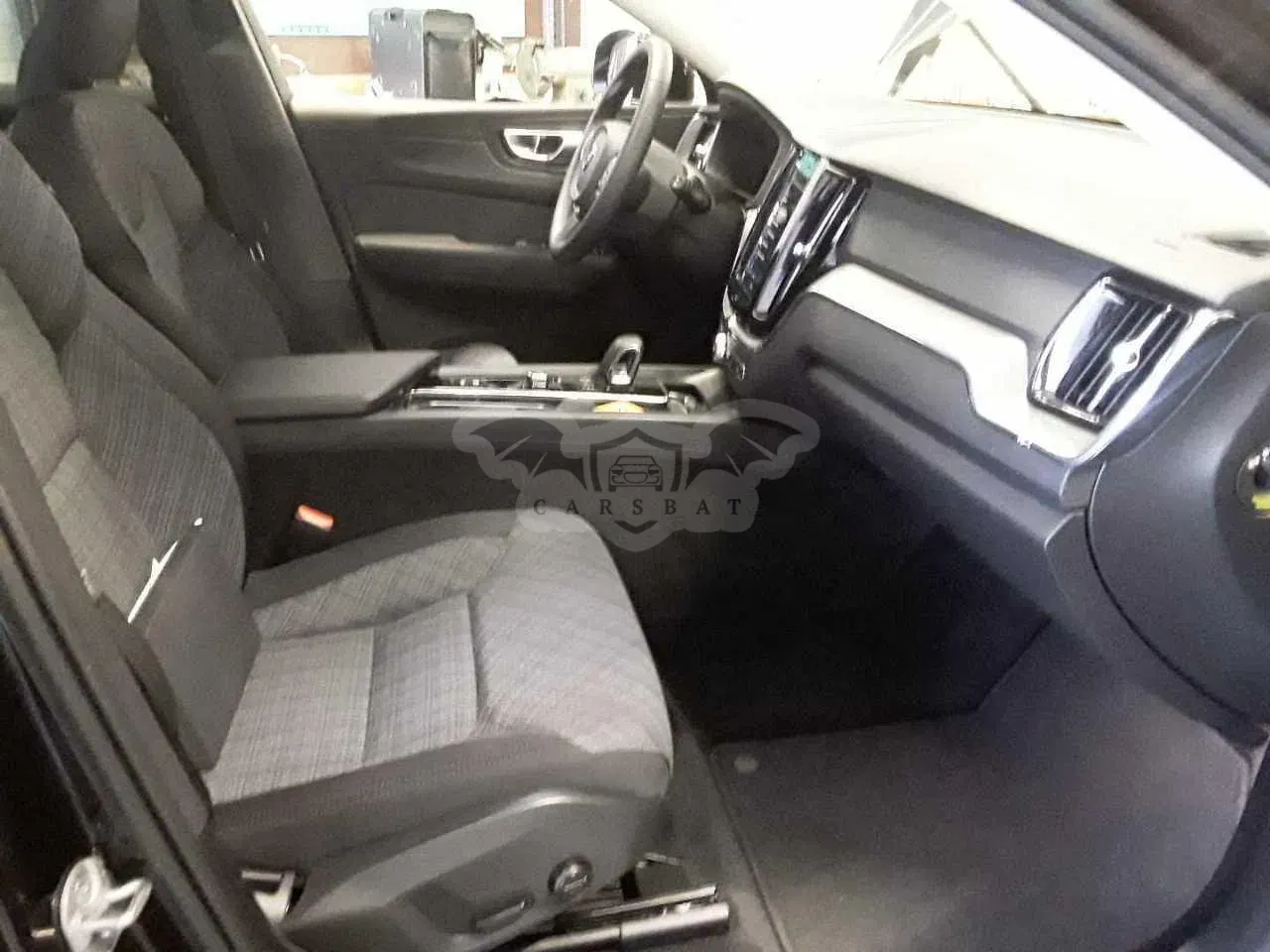 Volvo XC60 B4 Core 2024