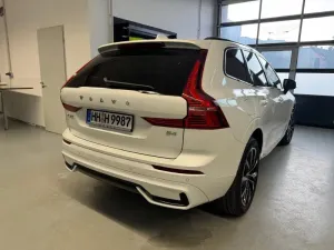 Volvo XC60 Plus Dark 2024