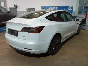 Tesla Model 3 Long Range 2021