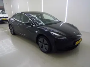 Tesla Model 3 Standard Range Plus 2020