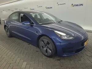 Tesla Model 3 Standard Range Plus 2021