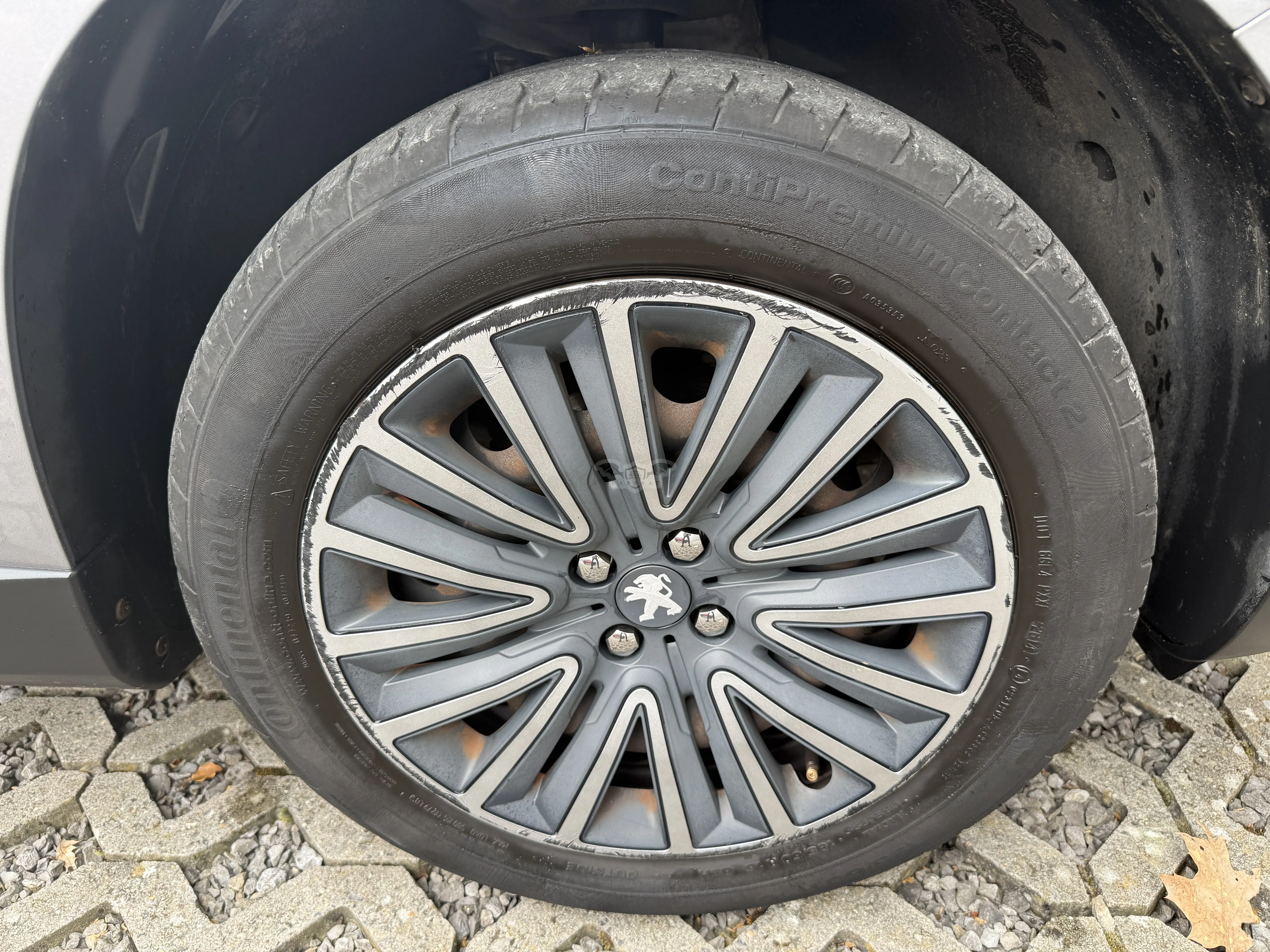 Peugeot 2008 1.6 HDI Active 2015