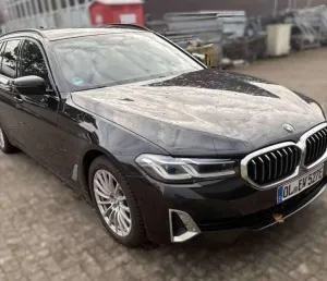 BMW 5 Series Touring 530e Luxury 2021