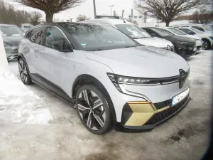 Renault Megane E-Tech Iconic 2024