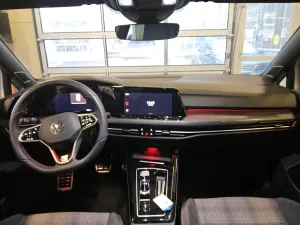 Volkswagen Golf GTI 2.0 TSI 2023