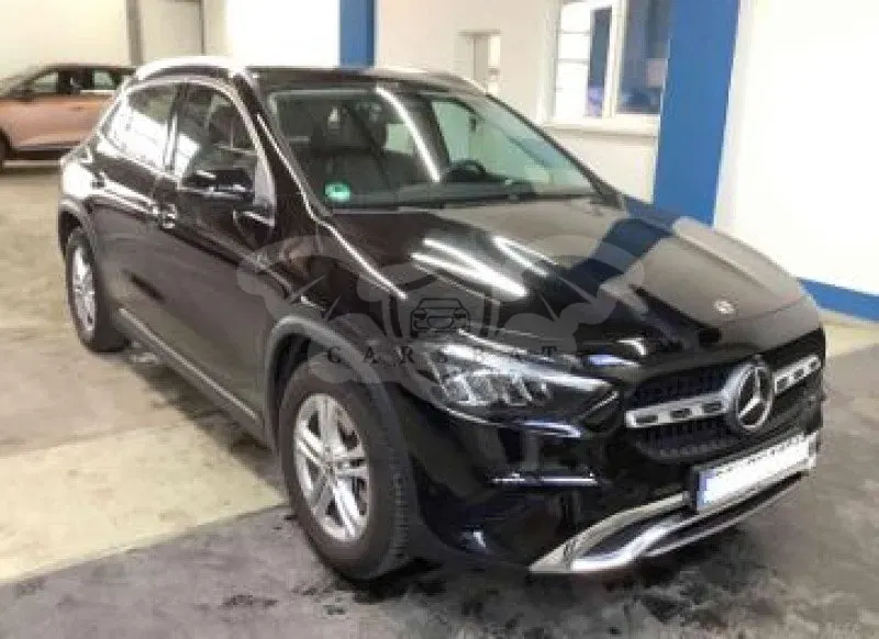 Mercedes-Benz GLA 200 progressive 2025