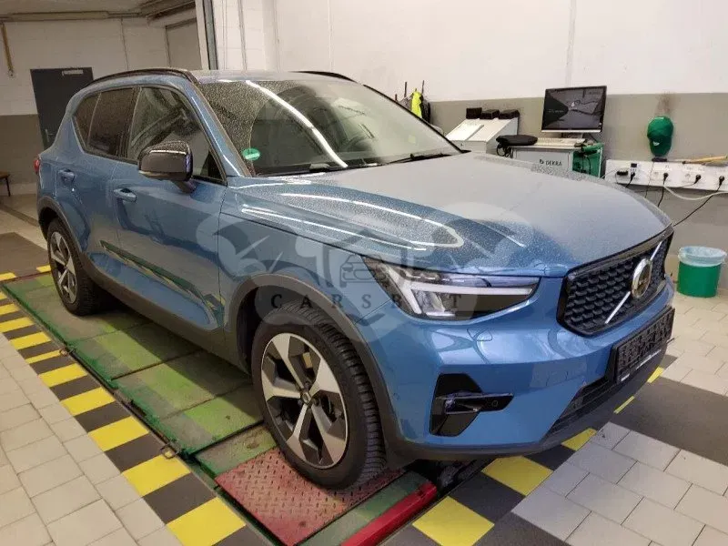 Volvo XC40 B4 Plus Dark 2024