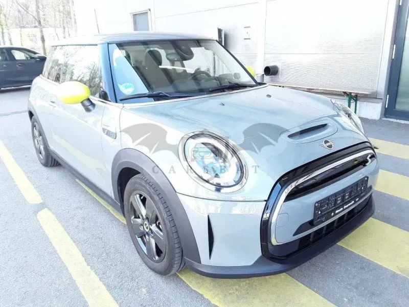 Mini 3 Doors Cooper Essential Trim 2022