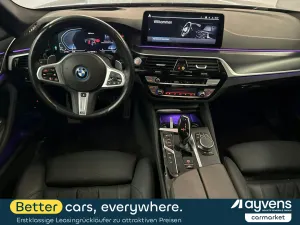 BMW 5 Series Touring 530e 2023