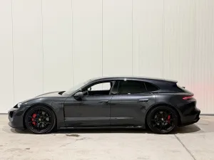 Porsche Taycan GTS Sport Turismo 93 kWh 2022