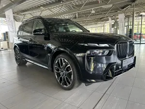 BMW X7 M 60i M Sport 2023
