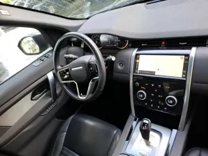 Land Rover Discovery Sport P300e SE 2023