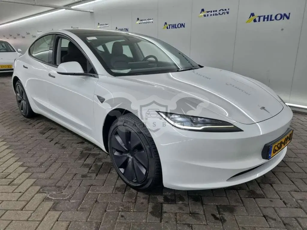 Tesla Model 3 60 kWh 2024