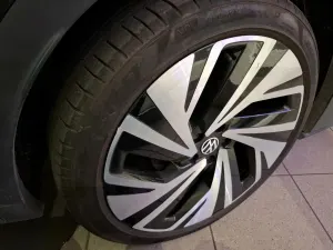 Volkswagen ID.4 1st Max 2021