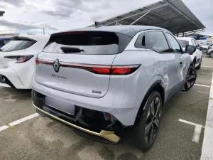 Renault Megane E-Tech Iconic 2024