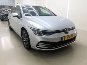 Volkswagen Golf 1.0 TSI Life 2023
