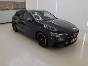 Mercedes-Benz A 180 AMG Line 2023