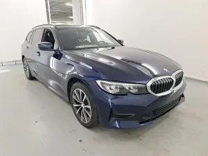 BMW 3 Series Touring 320e Business Design 2022