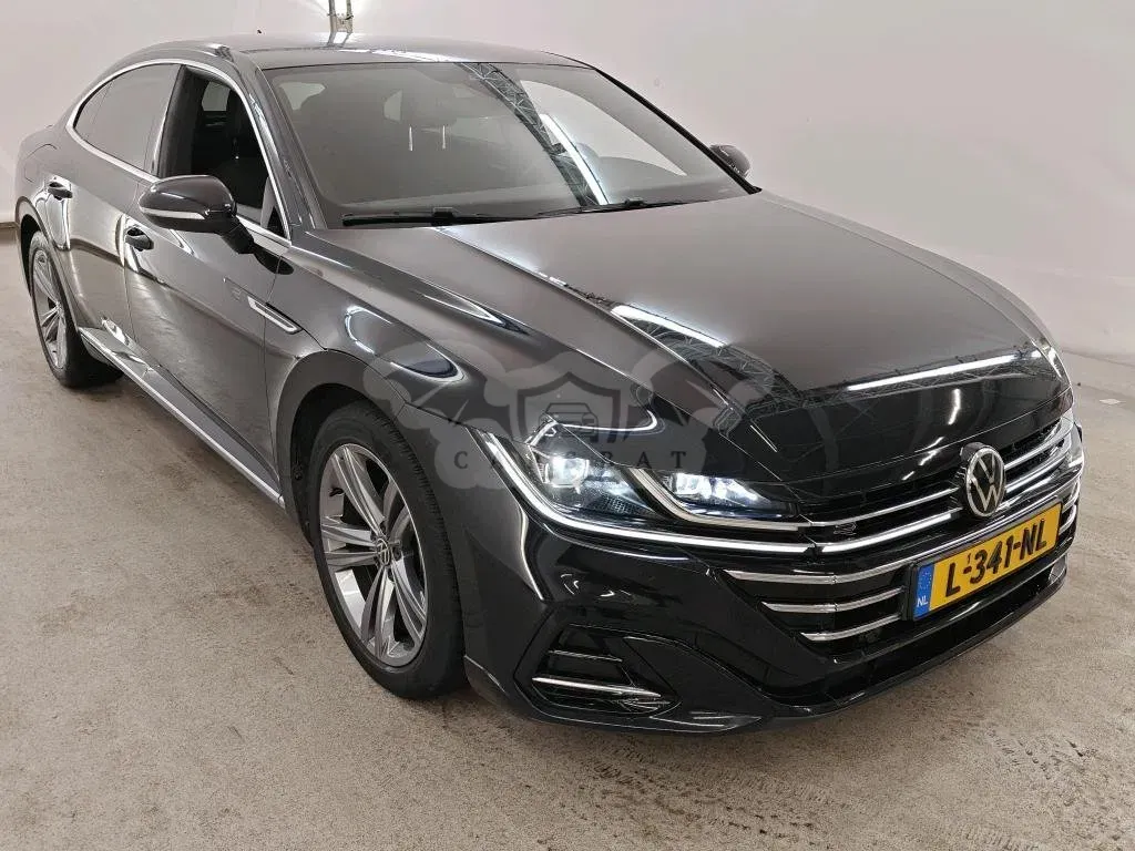 Volkswagen Arteon 2.0 TSI R-Line 2021