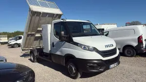 Iveco Daily chassis cab 2.3 Business 2022