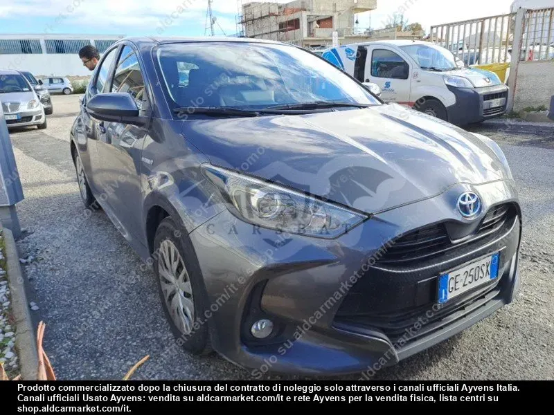 Toyota Yaris Active 2021