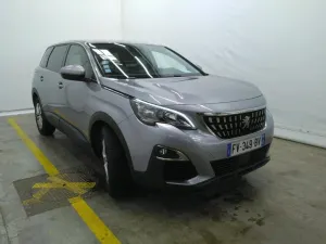 Peugeot 5008 1.2i Active Business 2020