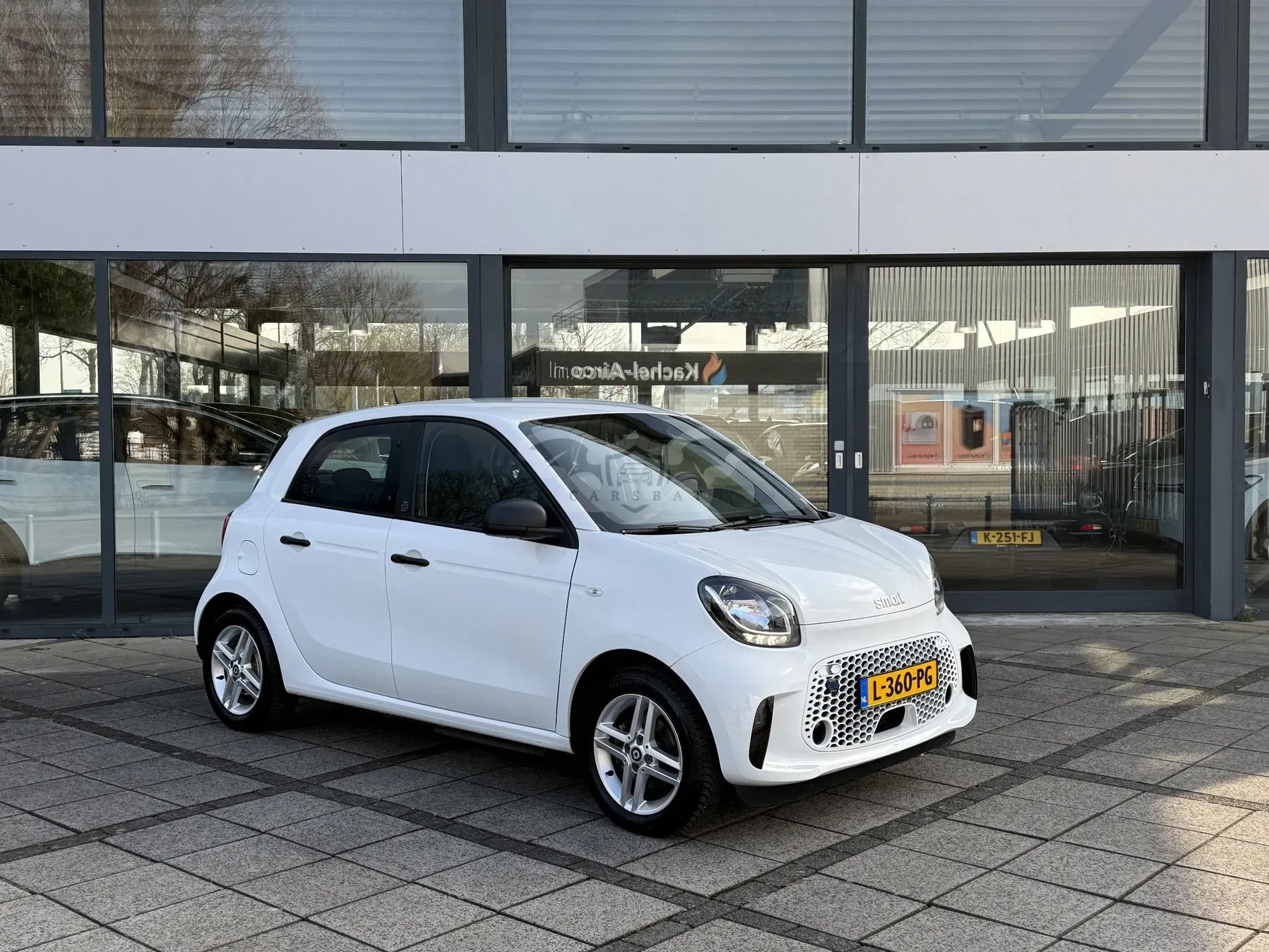 Smart Forfour Essential 2021
