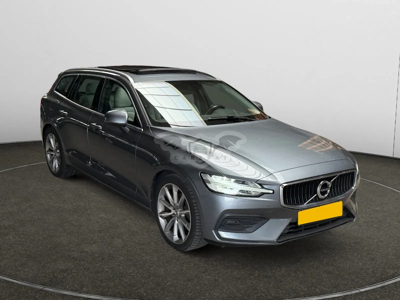 Volvo V60 T4 Momentum Pro 2019