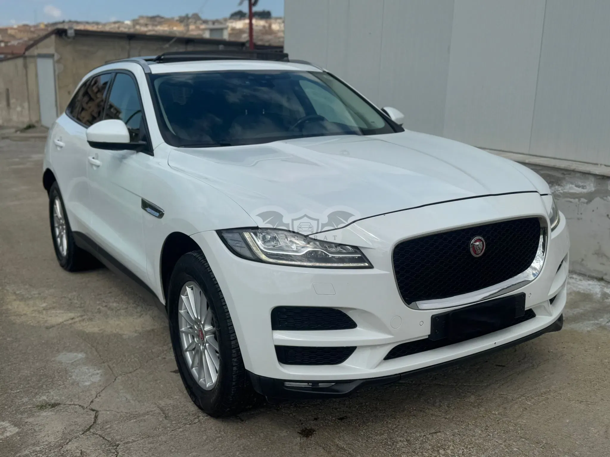 Jaguar F-Pace 2.0d Prestige 2016