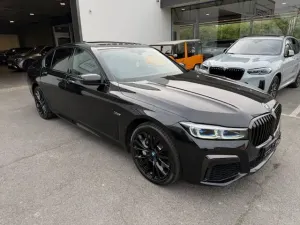 BMW 7 Series 745e 2022