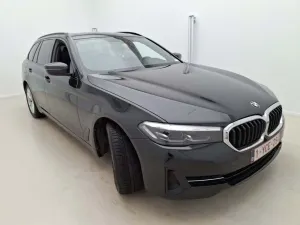 BMW 5 Series Touring 520d Lounge 2020