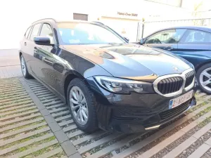 BMW 3 Series Touring 318d 2021