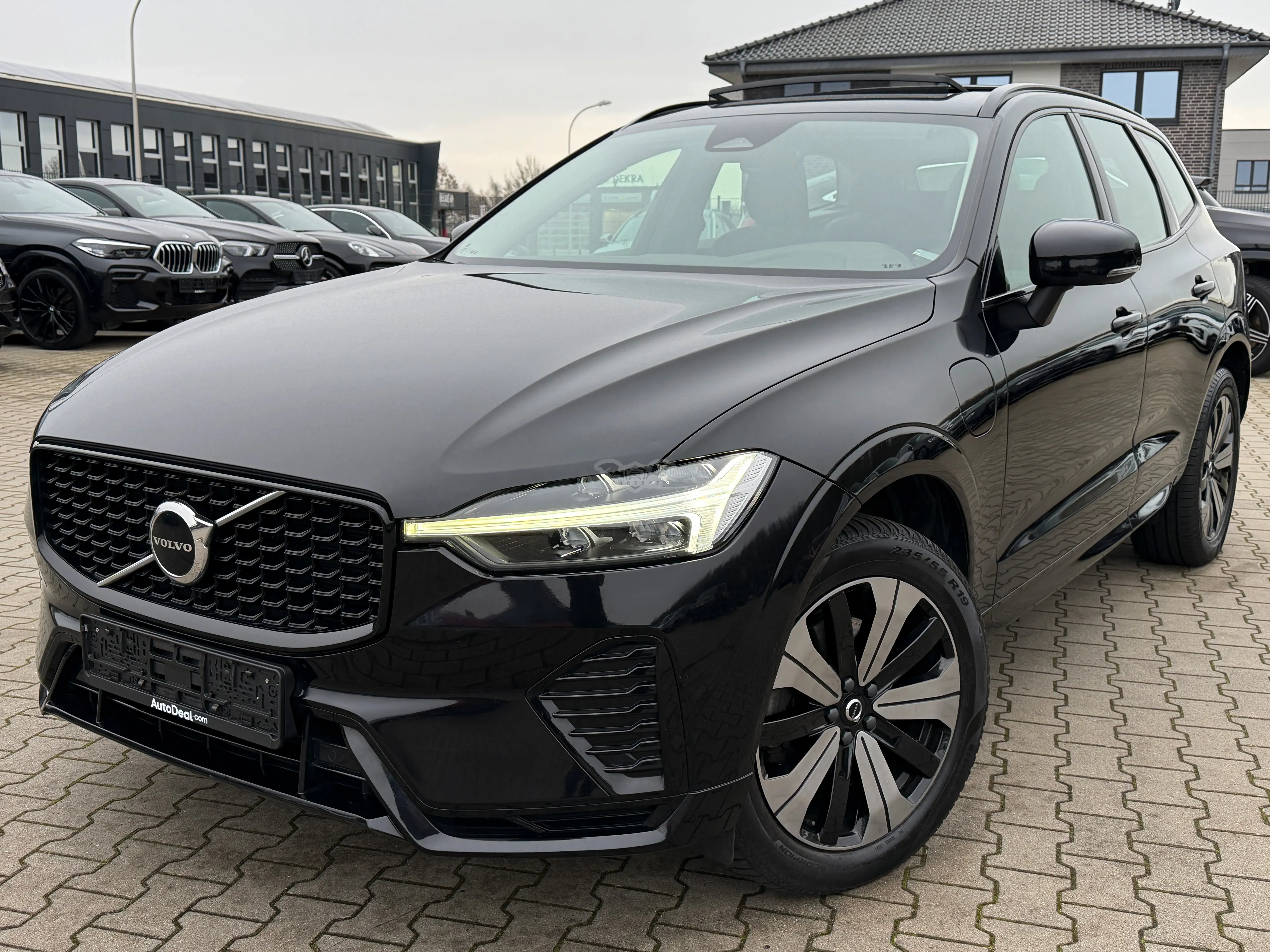 Volvo XC60 T6 Ultimate Dark 2023