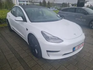 Tesla Model 3 Standard Range Plus 2022