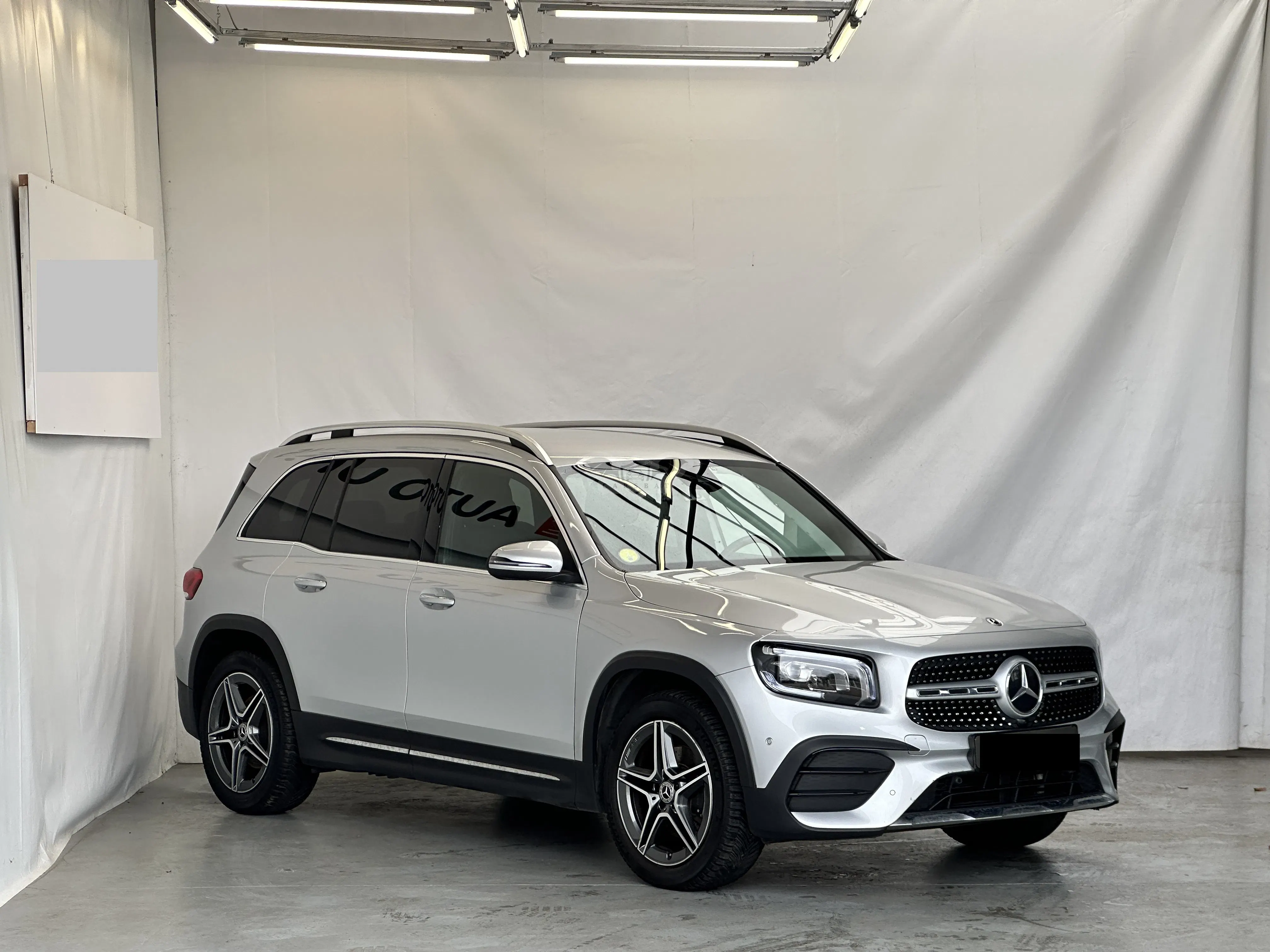 Mercedes-Benz GLB 200d AMG Line 2023