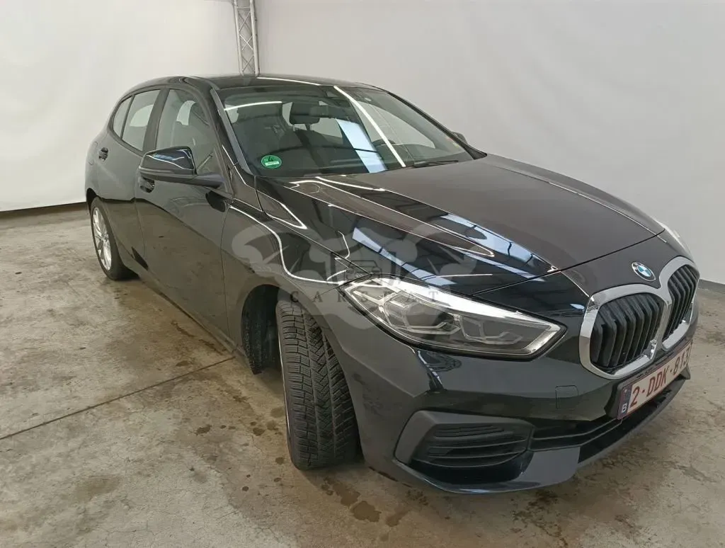 BMW 1 Series 118i 2023