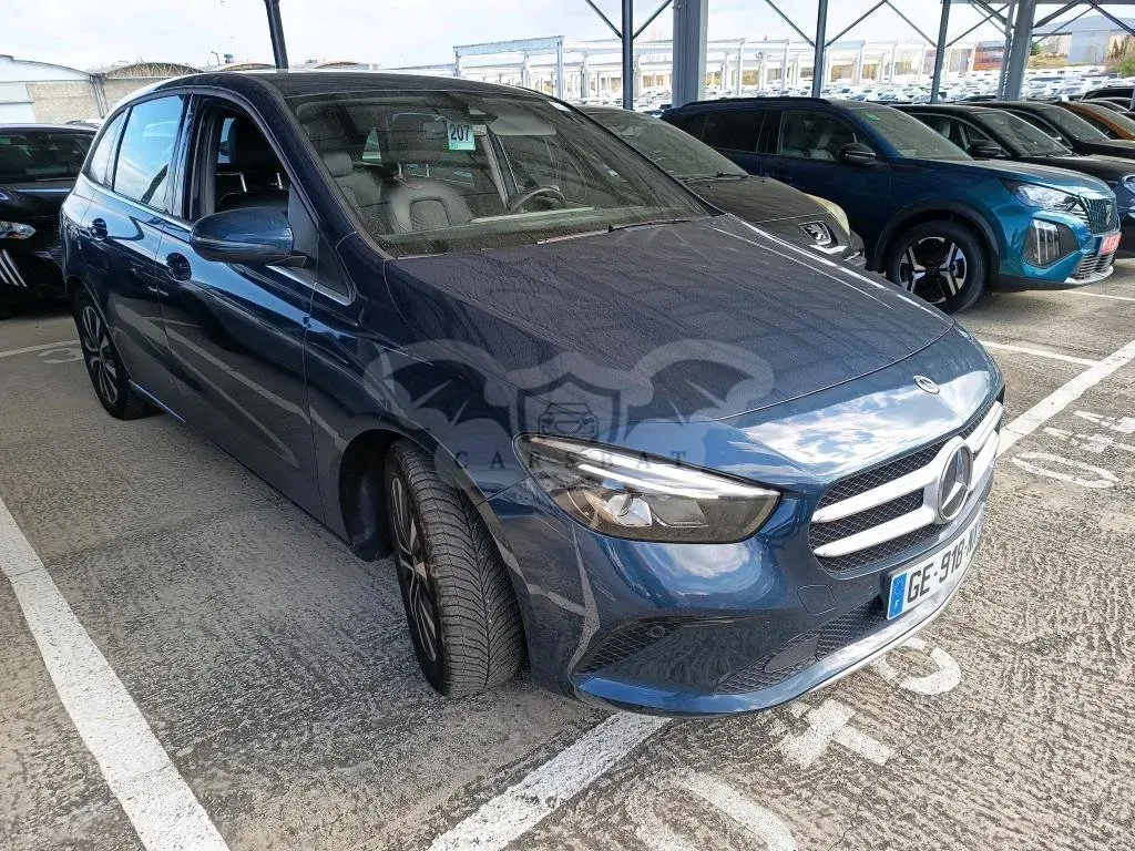 Mercedes-Benz B 180 Business Line 2022
