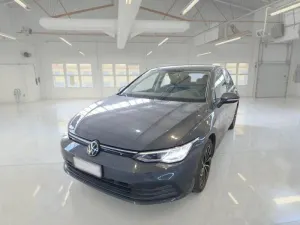 Volkswagen Golf 1.0 eTSI Life 2024