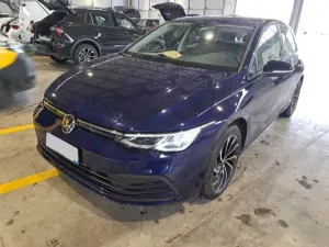 Volkswagen Golf 1.0 eTSI Life 2023