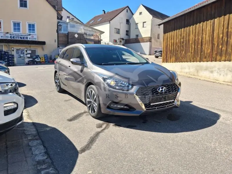 Hyundai i40 1.6 Space 2019