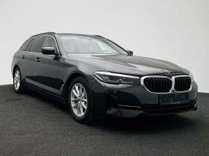 BMW 5 Series Touring 518d Business 2020