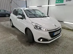 Peugeot 208 1.2i Allure Business 2019