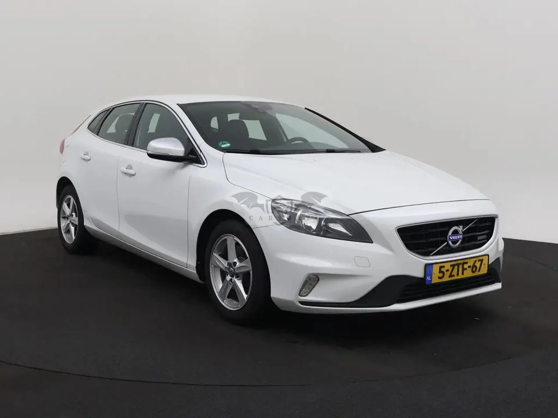 Volvo V40 T3 R-Design Nav 2015