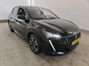 Peugeot 208 1.2i Allure 2022