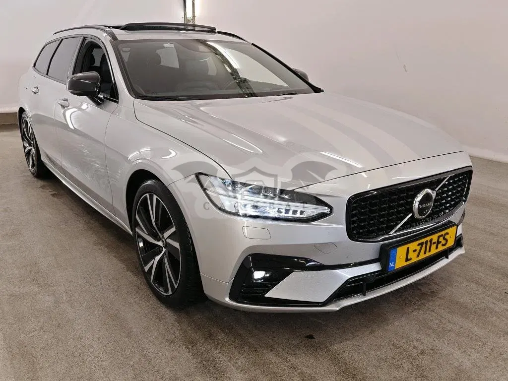 Volvo V90 B4 R-Design 2021