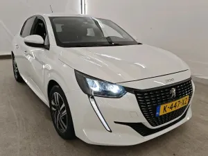 Peugeot 208 1.2i Allure 2021